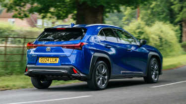 Lexus UX 300h – rear